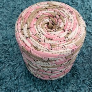 Hoooked Zpagetti tshirt ribbon yarn NWT 131yards pink beige white